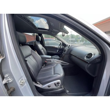Mercedes - Benz GL-klasa  SUV 2012,  4.6 benzyna, automat - Na sprzedaż za 19 188 zł - Katowice - zdjęcie 5