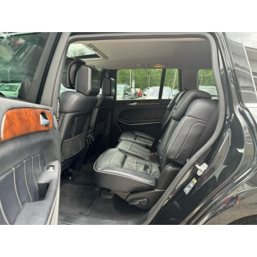 Mercedes - Benz GL-klasa  SUV 2013,  4.6 benzyna, automat - Na sprzedaż za 48 708 zł - Katowice - zdjęcie 6