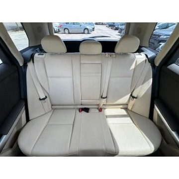 Mercedes - Benz GLK-klasa  SUV 2015,  3.5 benzyna, automat - Na sprzedaż za 48 216 zł - Katowice - zdjęcie 11