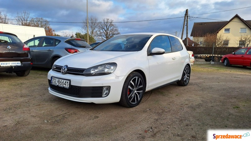 Volkswagen Golf  Hatchback 2011,  2.0 diesel - Na sprzedaż za 39 500 zł - Załom