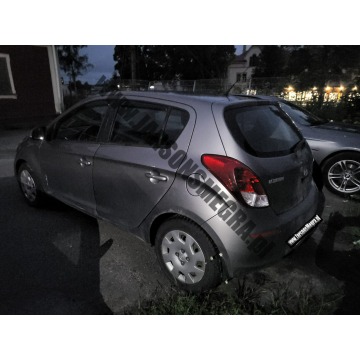 Hyundai i20  Hatchback 2012,  1.2 benzyna - Na sprzedaż za 8 100,00 zł - Skoczów - zdjęcie 2