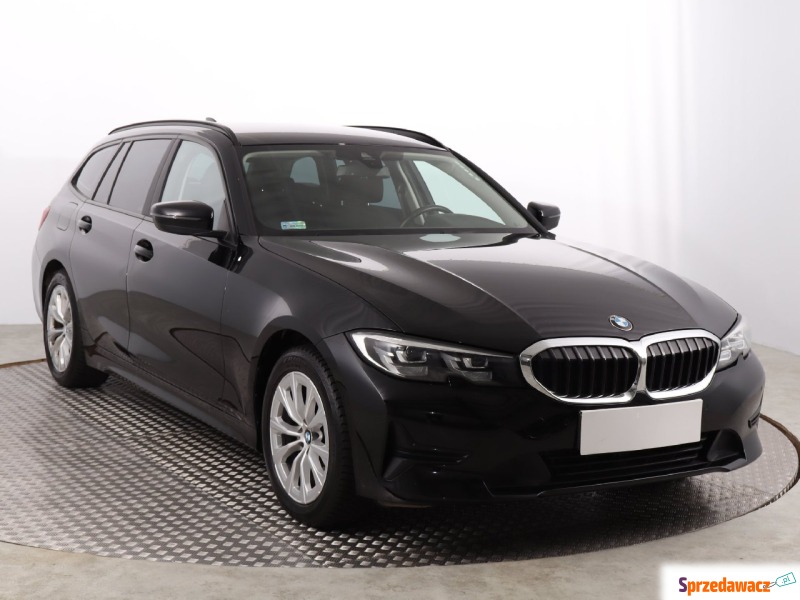 BMW Seria 3  Kombi 2020,  2.0 benzyna - Na sprzedaż za 89 430 zł - Katowice