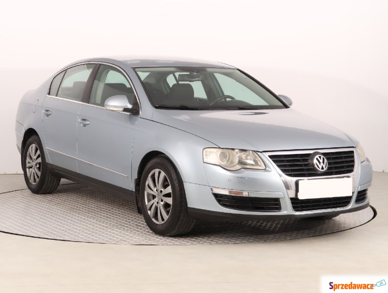 Volkswagen Passat  Liftback 2005,  2.0 diesel - Na sprzedaż za 13 999 zł - Koszalin