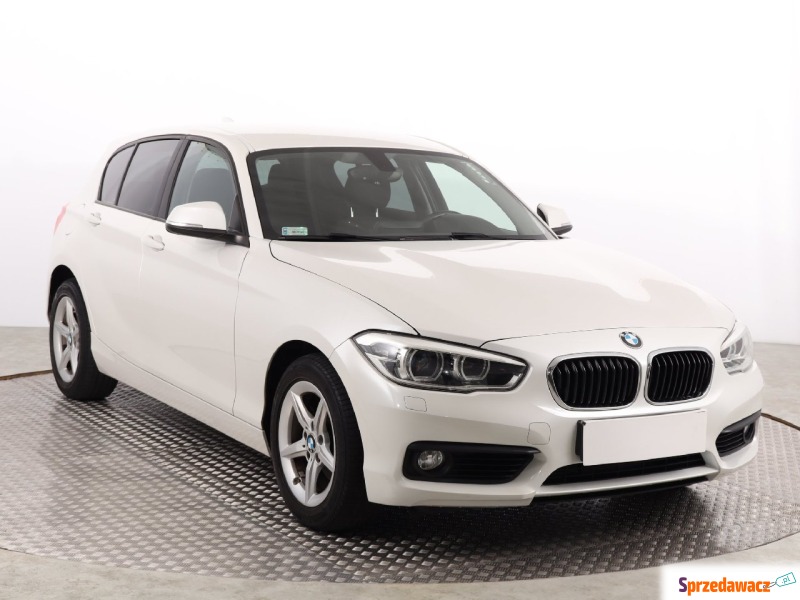 BMW Seria 1  Hatchback 2015,  1.6 benzyna - Na sprzedaż za 57 999 zł - Katowice