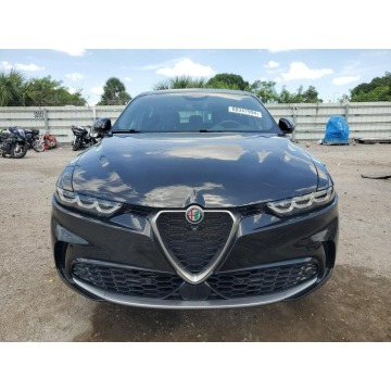 Alfa Romeo Tonale  SUV 2024,  1.3 hybryda, automat - Na sprzedaż za 91 020 zł - Katowice - zdjęcie 2
