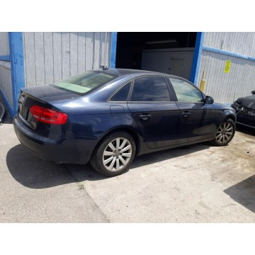 Audi A4  Sedan/Limuzyna 2012,  2.0 benzyna, automat - Na sprzedaż za 5 412,00 zł - Katowice - zdjęcie 4