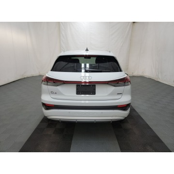 Audi Q4  Sedan/Limuzyna 2023 elektryczny, automat - Na sprzedaż za 174 660 zł - Katowice - zdjęcie 5