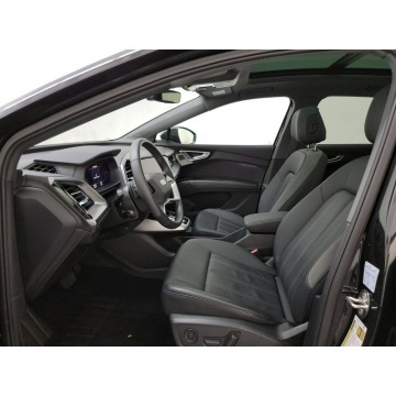 Audi Q4  Sedan/Limuzyna 2023 elektryczny, automat - Na sprzedaż za 150 060 zł - Katowice - zdjęcie 8