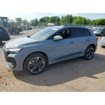 Audi Q4  Sedan/Limuzyna 2023 elektryczny, automat - Na sprzedaż za 114 390 zł - Katowice - zdjęcie 1