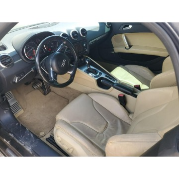 Audi TT  Kabriolet 2008,  3.2 benzyna, automat - Na sprzedaż za 19 680 zł - Katowice - zdjęcie 7