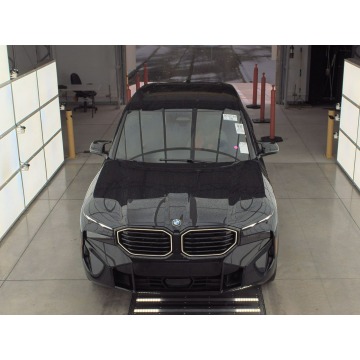 BMW XM  SUV 2024,  4.4 hybryda, automat - Na sprzedaż za 622 380 zł - Katowice - zdjęcie 2