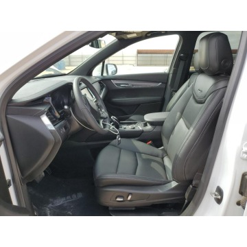 Cadillac   SUV 2024,  3.6 benzyna, automat - Na sprzedaż za 135 300 zł - Katowice - zdjęcie 7
