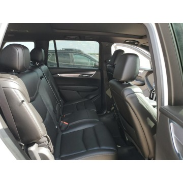 Cadillac   SUV 2024,  3.6 benzyna, automat - Na sprzedaż za 135 300 zł - Katowice - zdjęcie 10