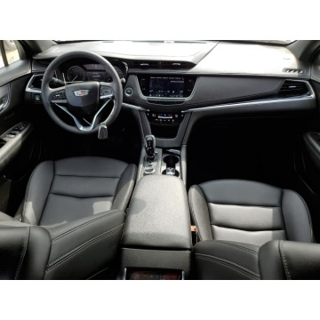 Cadillac   SUV 2024,  3.6 benzyna, automat - Na sprzedaż za 135 300 zł - Katowice - zdjęcie 8
