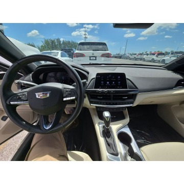 Cadillac   Sedan/Limuzyna 2023,  2.7 benzyna, automat - Na sprzedaż za 139 236 zł - Katowice - zdjęcie 8