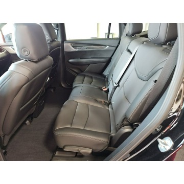 Cadillac   SUV 2024,  3.6 benzyna, automat - Na sprzedaż za 254 364 zł - Katowice - zdjęcie 12