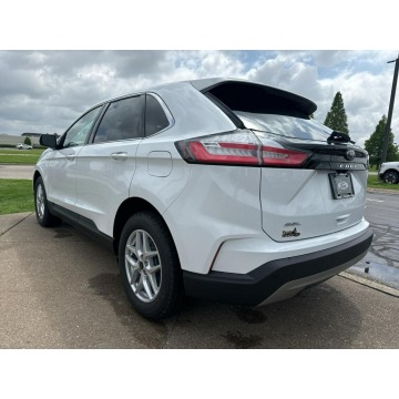 Ford Edge  SUV 2024,  2.0 benzyna, automat - Na sprzedaż za 152 520 zł - Katowice - zdjęcie 4