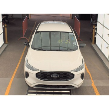 Ford Escape  SUV 2024,  1.5 benzyna, automat - Na sprzedaż za 122 016 zł - Katowice - zdjęcie 2
