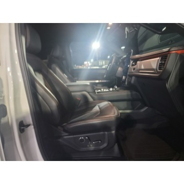 Ford Expedition  SUV 2024,  3.5 benzyna, automat - Na sprzedaż za 305 040 zł - Katowice - zdjęcie 11