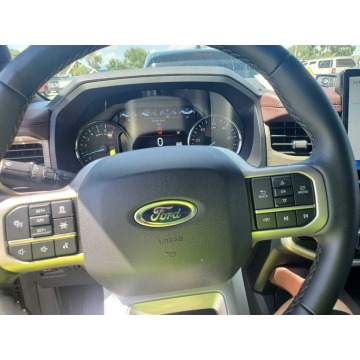 Ford Expedition  SUV 2024,  3.5 benzyna, automat - Na sprzedaż za 290 280 zł - Katowice - zdjęcie 5