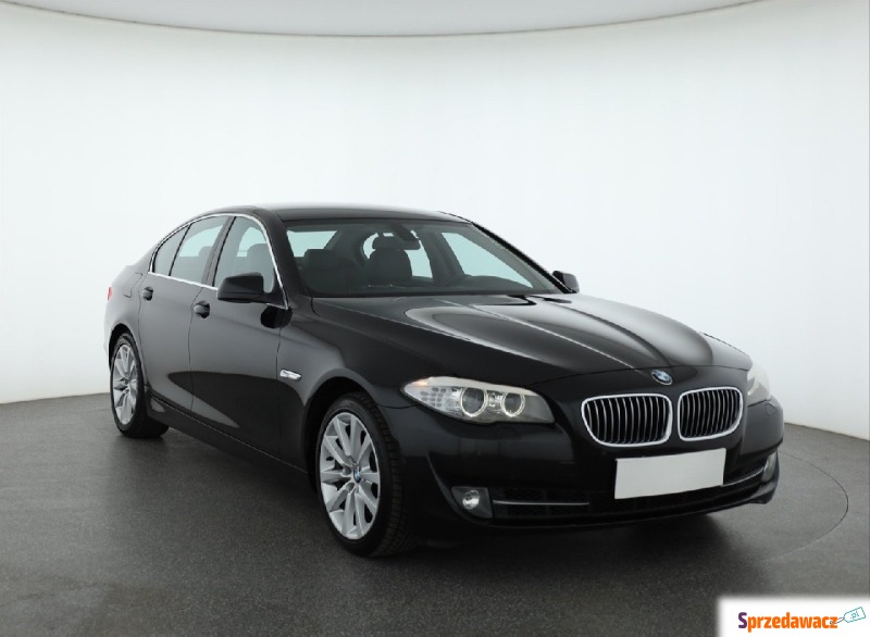 BMW Seria 5  Liftback 2011,  3.0 benzyna - Na sprzedaż za 65 999 zł - Piaseczno