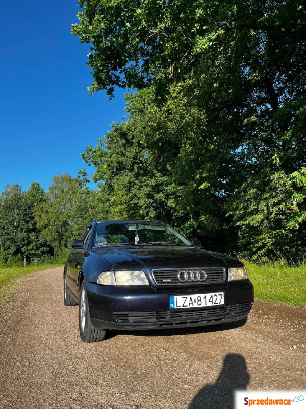 Audi A4  Kombi 1997,  2.6 benzyna+LPG - Na sprzedaż za 7 500,00 zł - Łuków