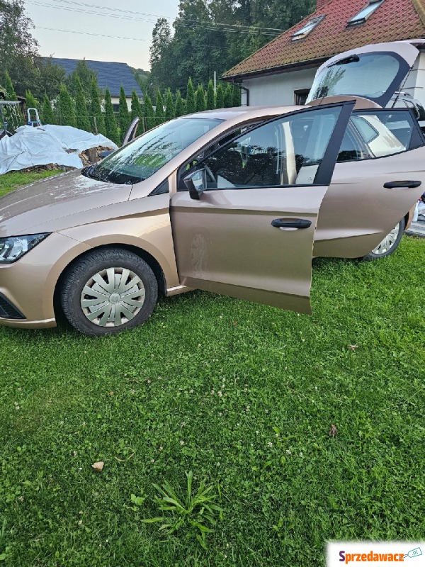 Seat Ibiza 2019 benzyna - Na sprzedaż za 35 000 zł - Dębica