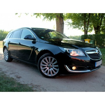 Opel Insignia - LIFT 2.0 D 195 KM Xenon RADAR Navi GRZANA Kiera EL. Klapa NOWY Rozrząd