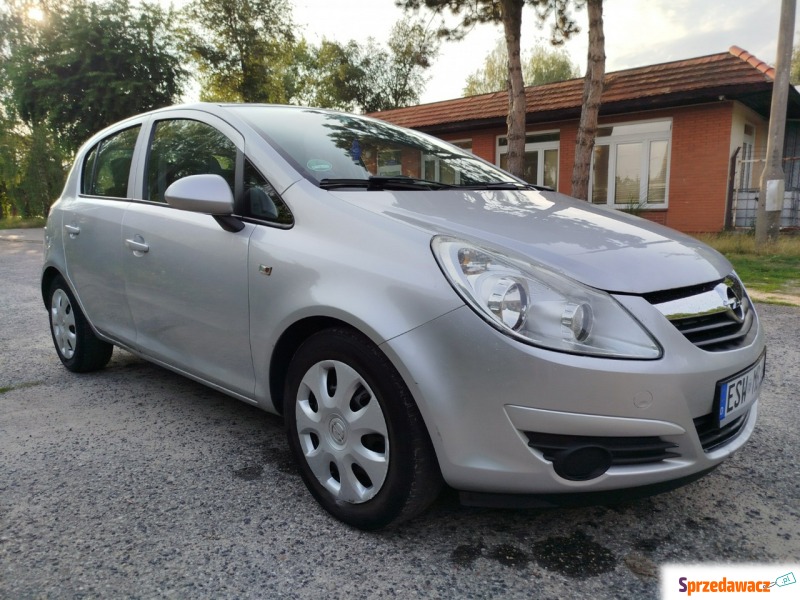 Opel Corsa - 5 drzwi 1,2 benz KLIMA OK w cenie... - Samochody osobowe - Toruń