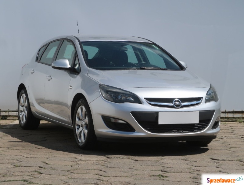 Opel Astra  Hatchback 2015,  1.6 diesel - Na sprzedaż za 27 999 zł - Łódź