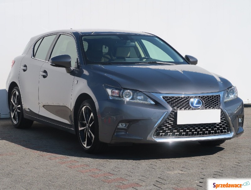 Lexus CT  Hatchback 2019,  1.8 benzyna - Na sprzedaż za 77 999 zł - Bielany Wrocławskie