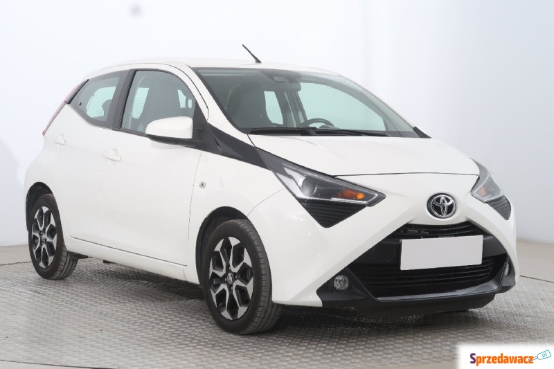 Toyota Aygo  Hatchback 2019,  1.0 benzyna - Na sprzedaż za 41 999 zł - Suwałki