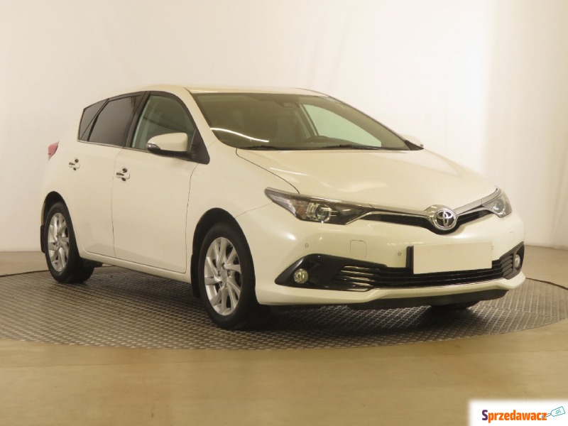 Toyota Auris  Hatchback 2018,  1.6 benzyna+LPG - Na sprzedaż za 67 999 zł - Zabrze