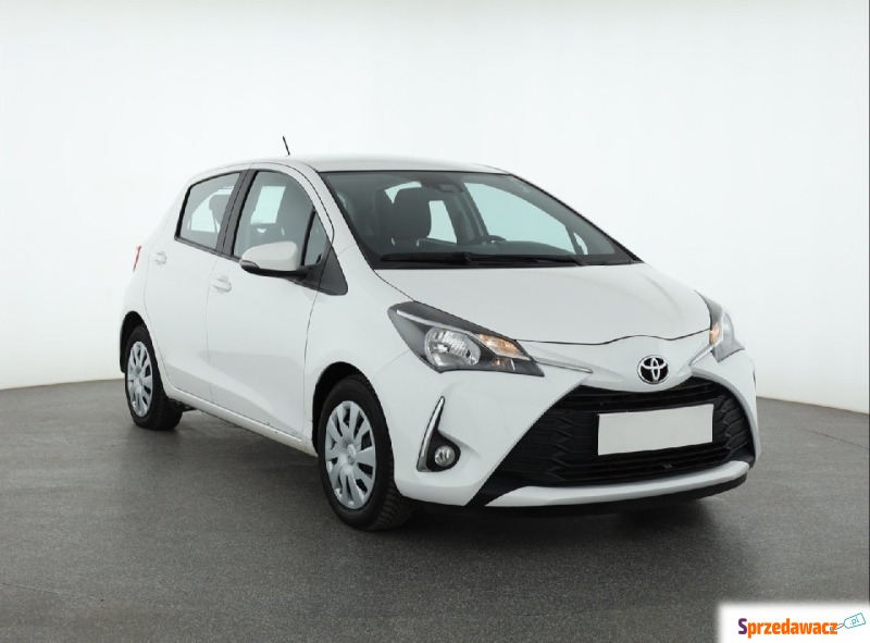 Toyota Yaris 1.0 VVT-i (72KM), 2018 - Samochody osobowe - Piaseczno