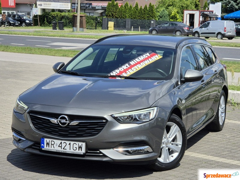 Opel Insignia 2018,  2.0 diesel - Na sprzedaż za 57 900 zł - Radom