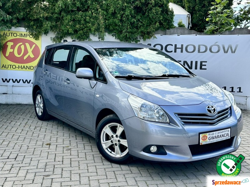 Toyota Verso 2012,  1.6 benzyna - Na sprzedaż za 36 900 zł - Olsztyn