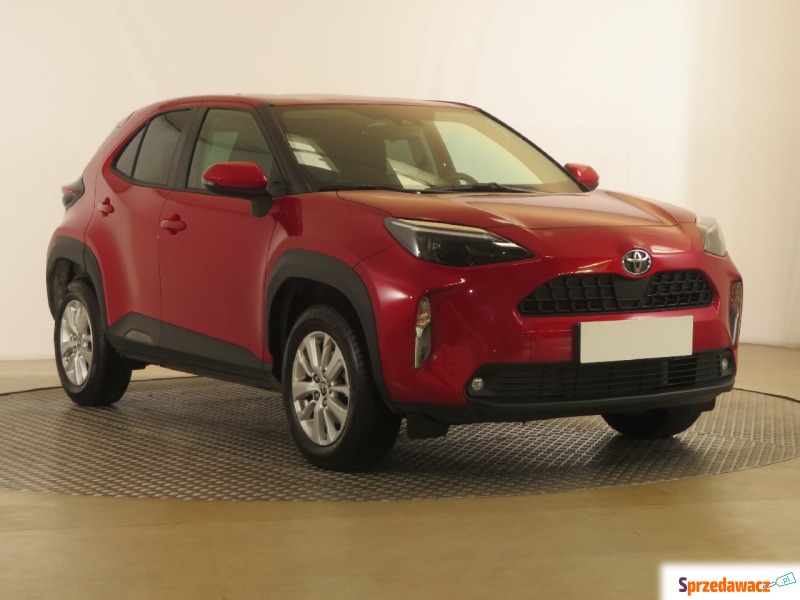 Toyota Yaris  SUV 2021,  1.5 benzyna - Na sprzedaż za 94 999 zł - Zabrze