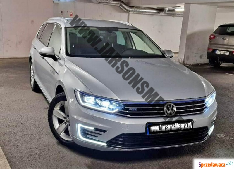 Volkswagen Passat 2015,  1.4 hybryda - Na sprzedaż za 48 800 zł - Kiczyce