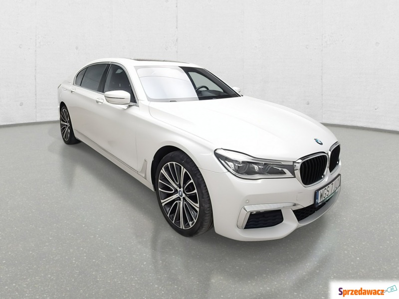 BMW Seria 7  Sedan/Limuzyna 2016,  4.4 benzyna - Na sprzedaż za 125 755 zł - Komorniki
