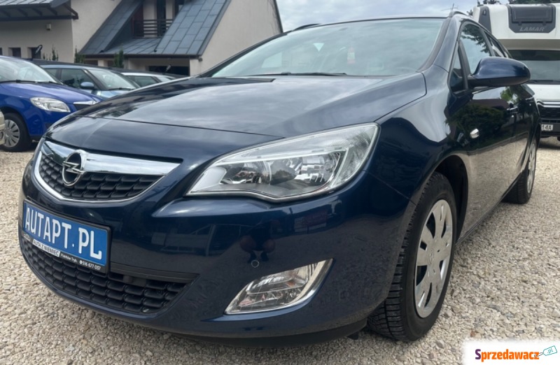 Opel Astra J 1.4 Turbo, 2012, 140 KM, Benzyna - Samochody osobowe - Piotrków Trybunalski