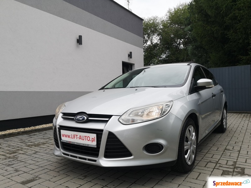 Ford Focus - Samochody osobowe - Strzegom