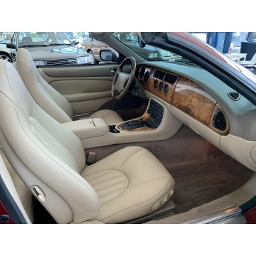 Jaguar XK  Kabriolet 1998,  4.0 benzyna, automat - Na sprzedaż za 74 900 zł - Kraków - zdjęcie 12