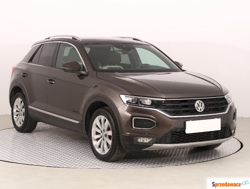 Volkswagen   SUV 2018,  2.0 benzyna - Na sprzedaż za 83 739 zł - Chorzów