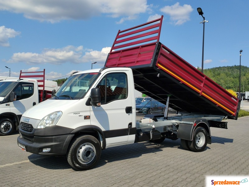 Iveco Daily 70C18 V H - 3.0 Wywrotka 3-stronna... - Dostawcze i ciężarowe - Widełki