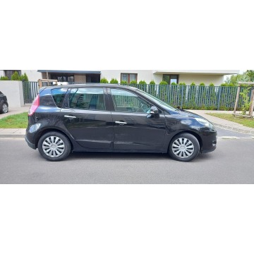 Renault Scenic  Hatchback 2009,  2.0 benzyna+LPG, automat - Na sprzedaż za 22 700 zł - Warszawa - zdjęcie 5