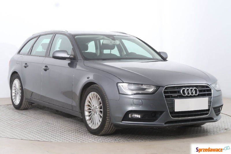 Audi A4  Kombi 2014,  2.0 diesel - Na sprzedaż za 53 999 zł - Chorzów