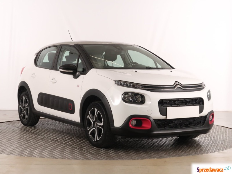 Citroen C3  Hatchback 2019,  1.2 benzyna - Na sprzedaż za 49 999 zł - Zabrze