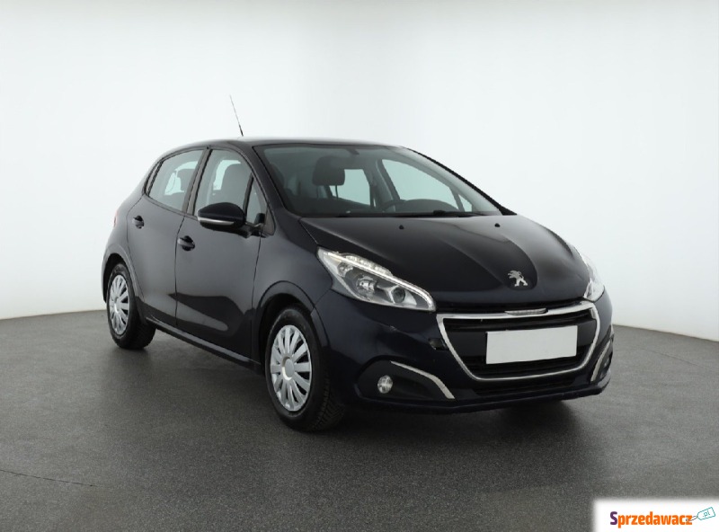 Peugeot 208  Hatchback 2018,  1.2 benzyna - Na sprzedaż za 34 999 zł - Piaseczno