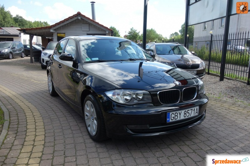 BMW Seria 1  Hatchback 2009,  2.0 diesel - Na sprzedaż za 16 900 zł - Słupsk