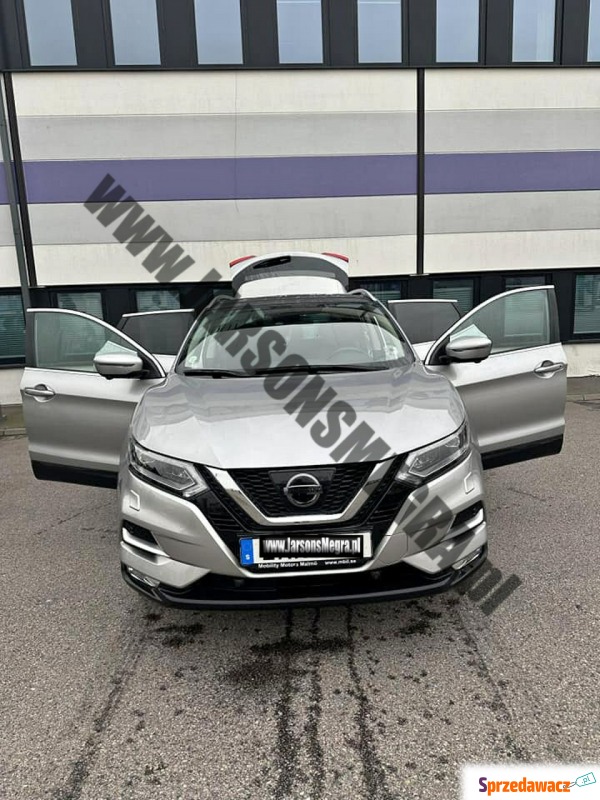 Nissan Qashqai  SUV 2017,  1.2 benzyna - Na sprzedaż za 73 000 zł - Kiczyce